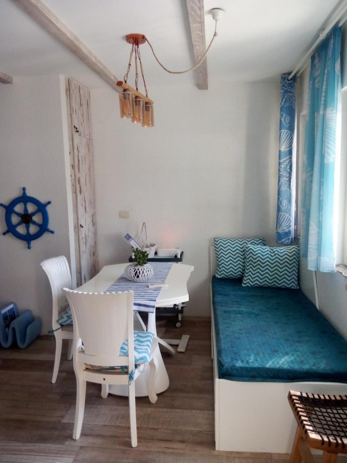 Apartment Mediterraneo Seagull Perast Luaran gambar